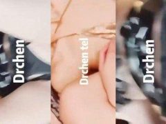 Nứng Lồn Giữa Tàu Điện, Chịu Hết Nổi Phải Xử Lý Ngay