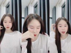 Yylive Khóa Phòng Show Vú Nóng Bỏng Cùng Em Gái Xinh