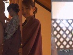 Nữ phát thanh viên Yuri Hirose quyến rũ gã đạo diễn