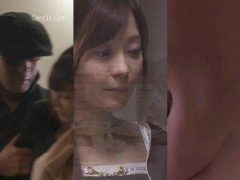 Rina Ishihara bị hiếp dâm ngay trong rạp phim tối